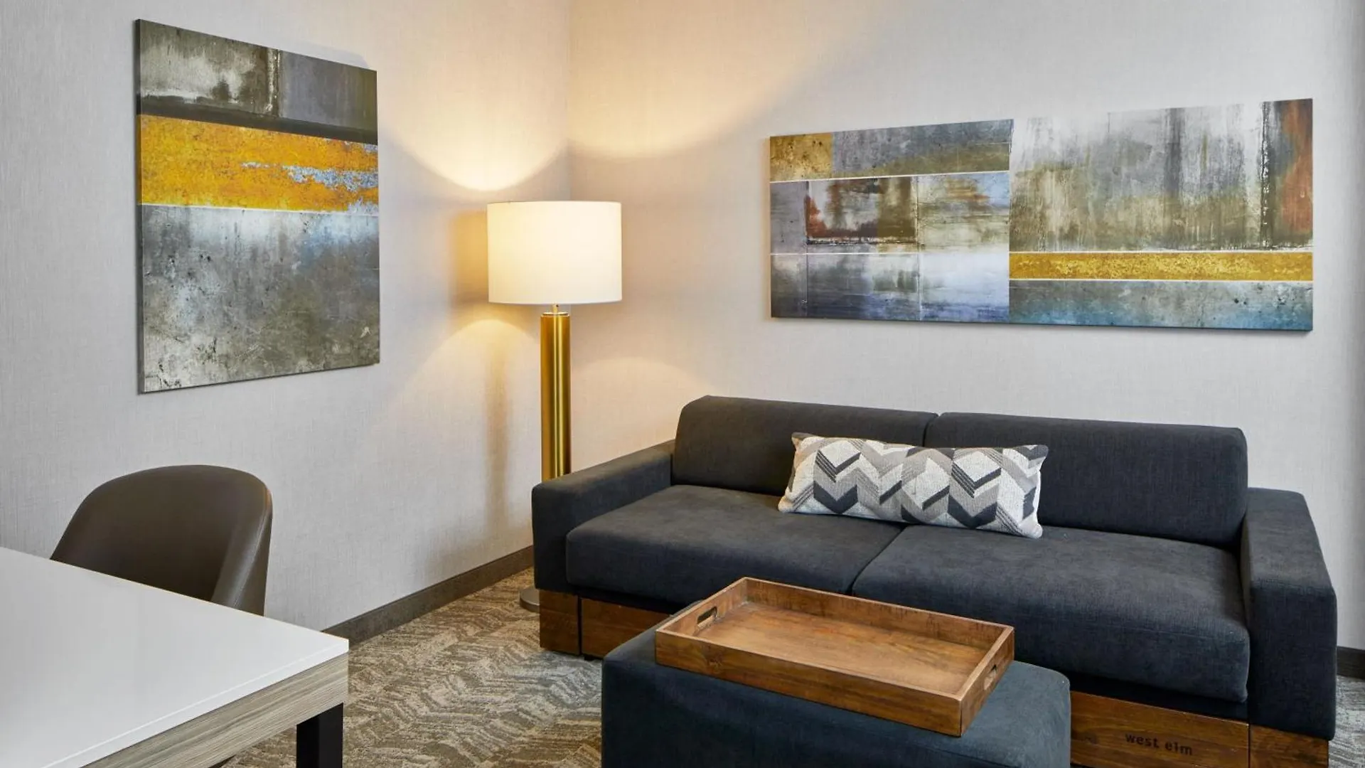 *** Hotel Springhill Suites Memphis Downtown États-Unis