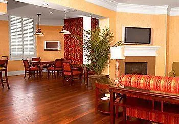 Springhill Suites Memphis Downtown Hotel